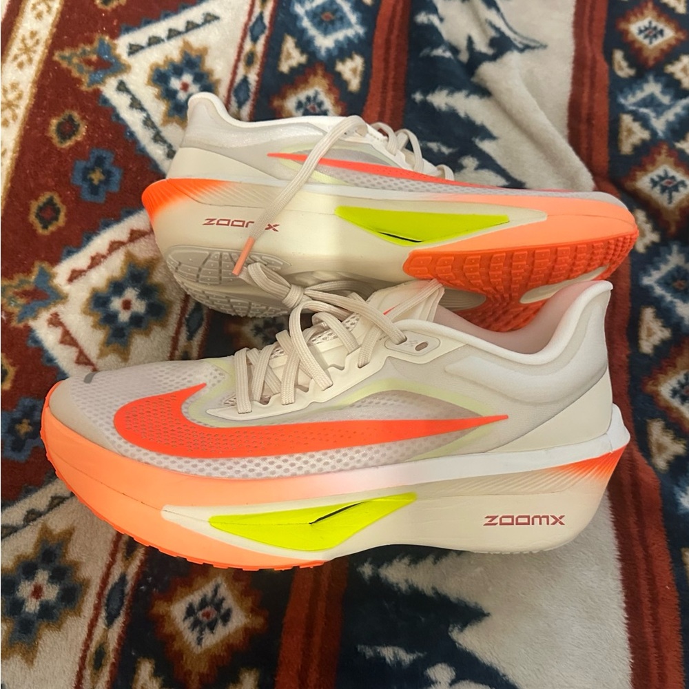 NEW NIKE ZOOM FLY 6 FN8455-105 Pale Ivory/Hyper Crimson Women's 8.5